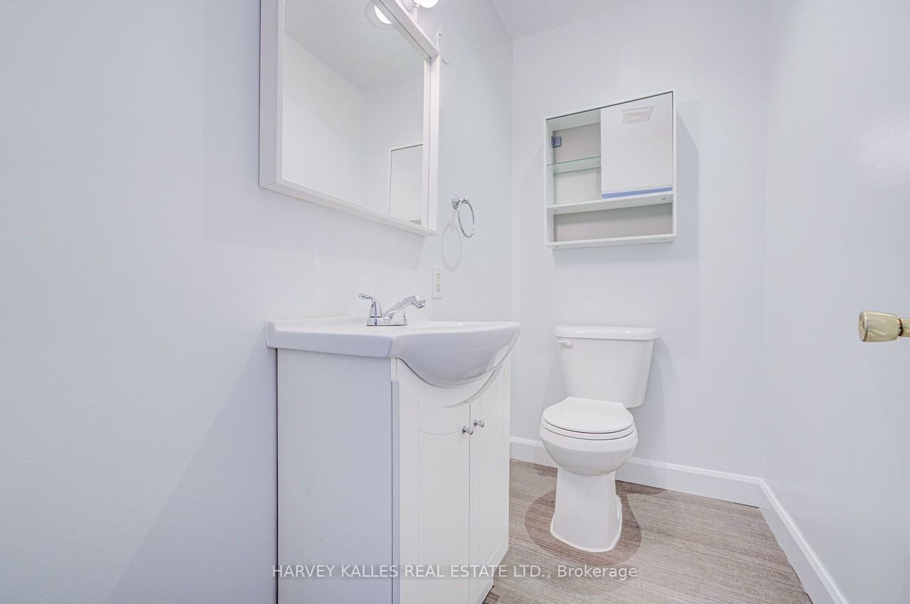 184 Cedric Avenue - Photo 4 of 10