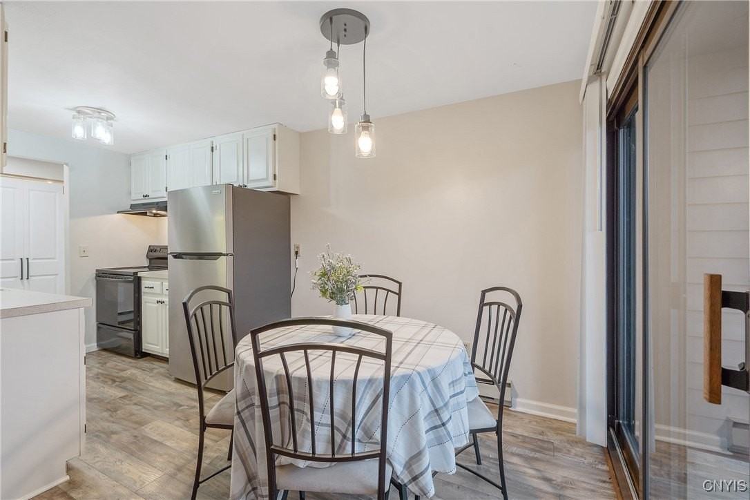 327 Village Blvd N - Photo 7 of 19