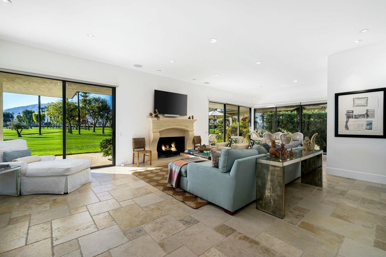 7 Princeton Drive - Photo 2 of 39