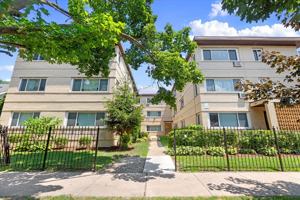 featured image of 6719 N Hermitage Ave #3A