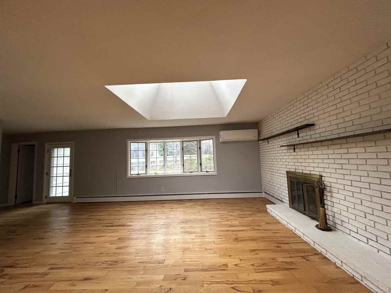 185 Branchville Rd - Photo 4 of 23