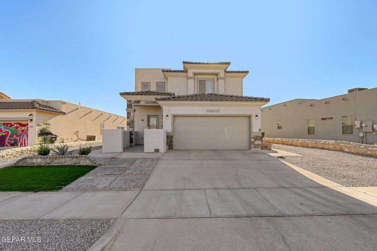 261 Emerald Sun Dr - Photo 3 of 31