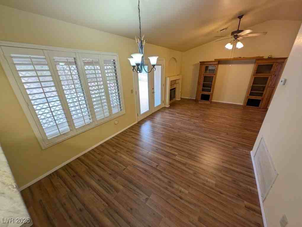 2737 Tumble Brook Dr - Photo 6 of 20