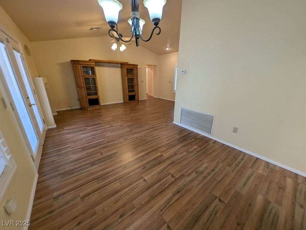 2737 Tumble Brook Dr - Photo 7 of 20