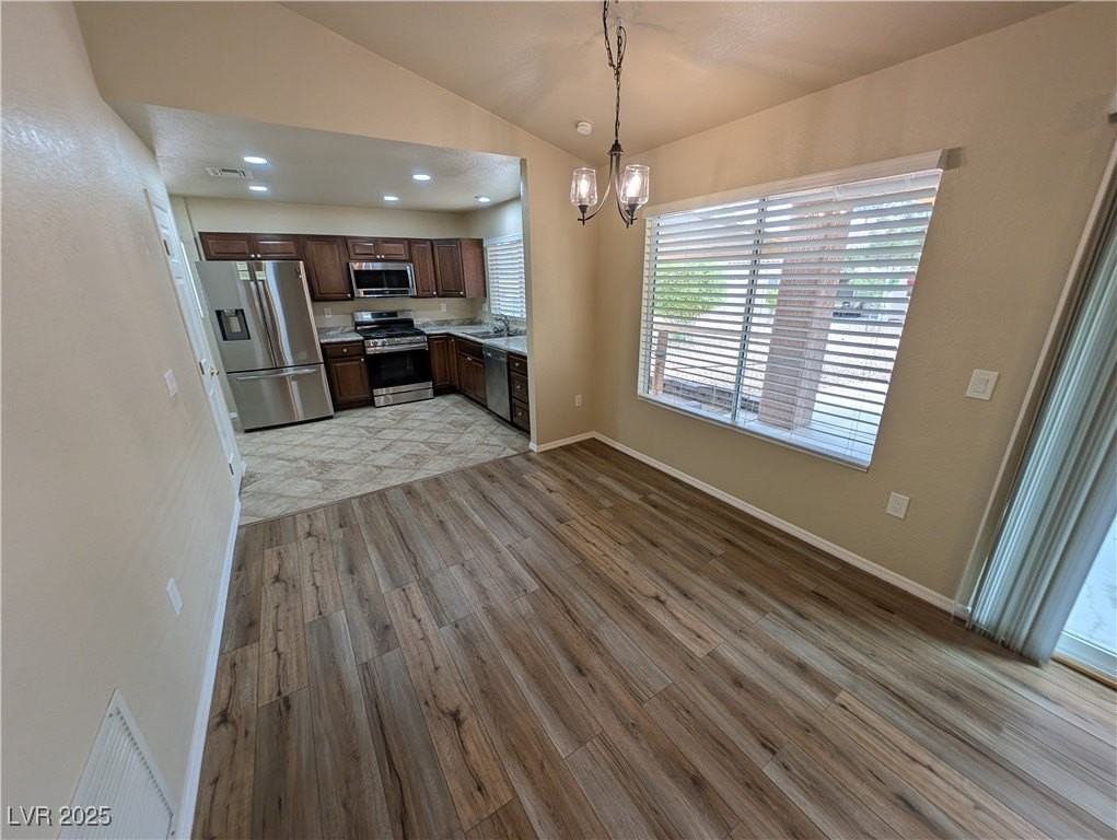 9729 Buckhorn Dr - Photo 5 of 22