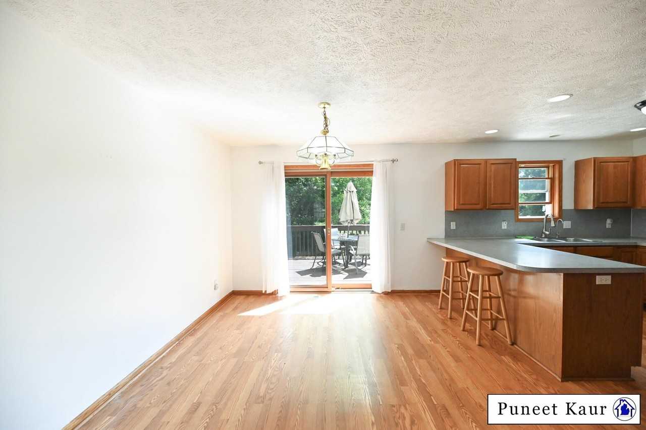 2242 Christine Ct Se - Photo 7 of 36