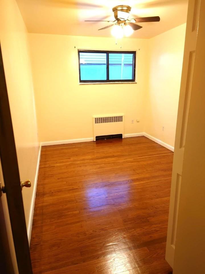 6129 Jackson St #1 - Photo 5 of 10