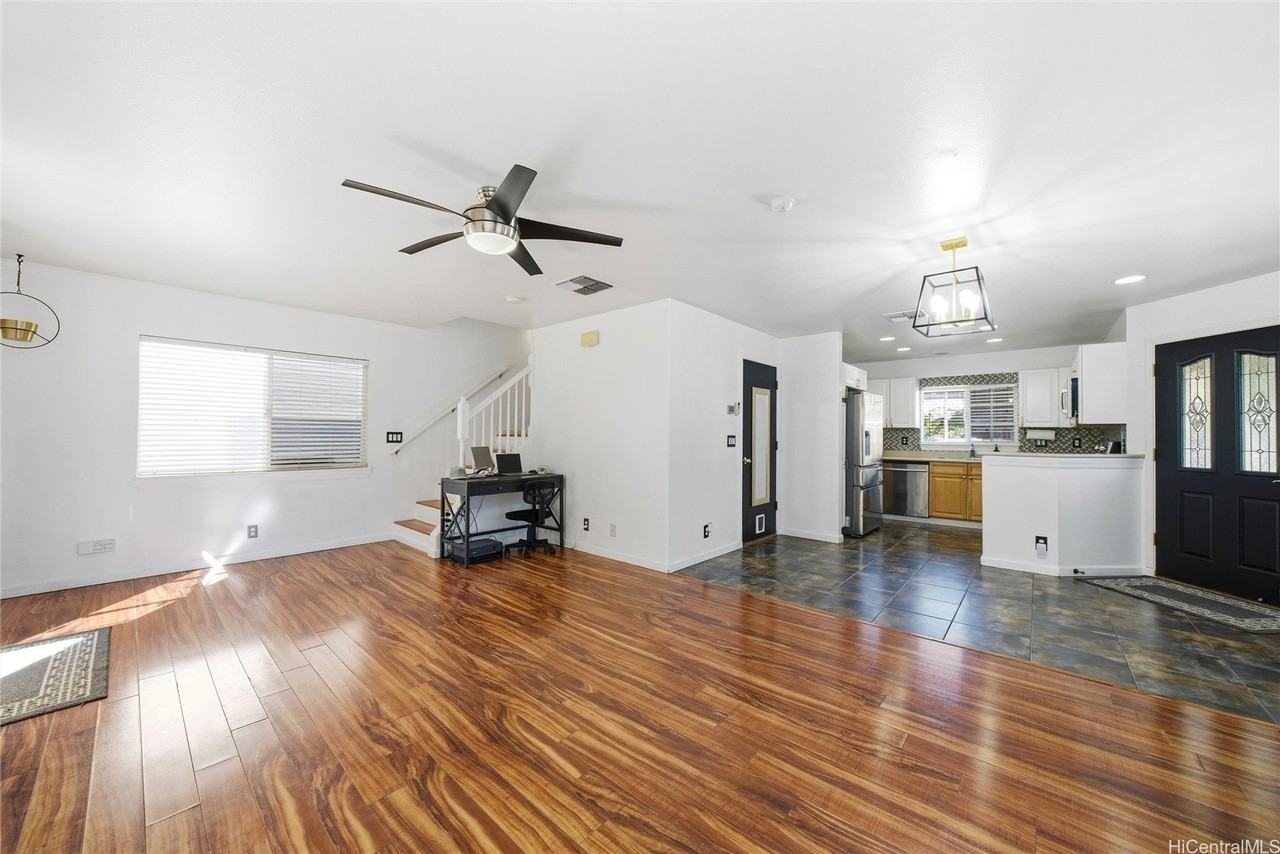 87-2115 Pakeke St Unit 35 #35 - Photo 7 of 24