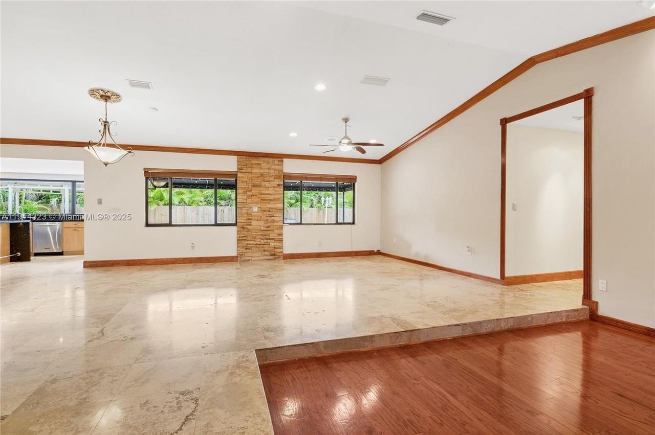 8035 Sw 89th Ct #NA - Photo 4 of 31