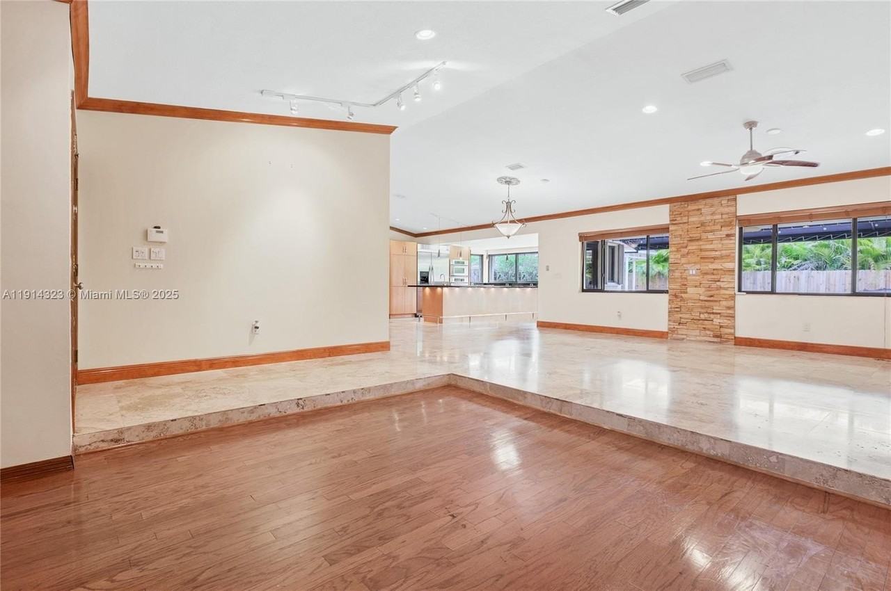 8035 Sw 89th Ct #NA - Photo 5 of 31