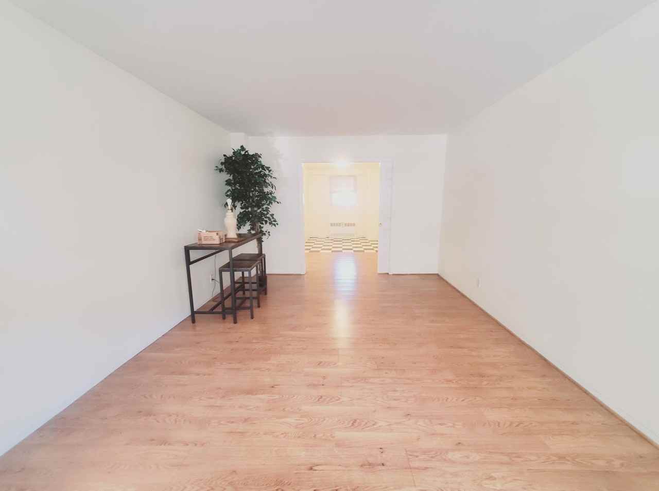 444 Bedford St #B - Photo 5 of 8