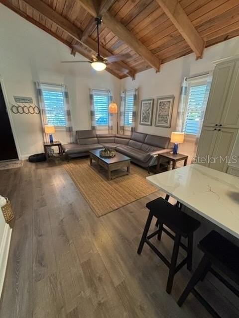 525 Lexington St - Photo 7 of 37