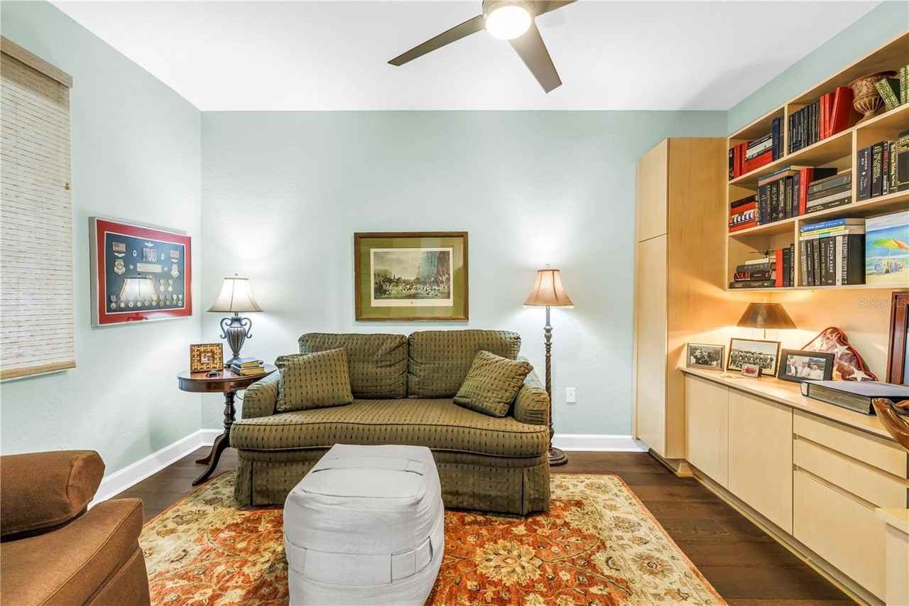 4801 Osprey Dr S #303 - Photo 4 of 38