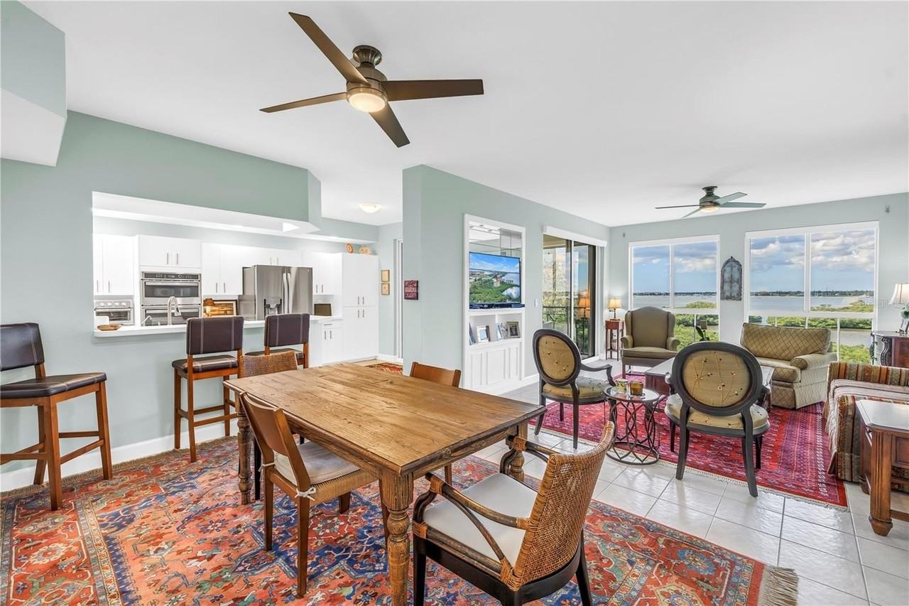 4801 Osprey Dr S #303 - Photo 5 of 38