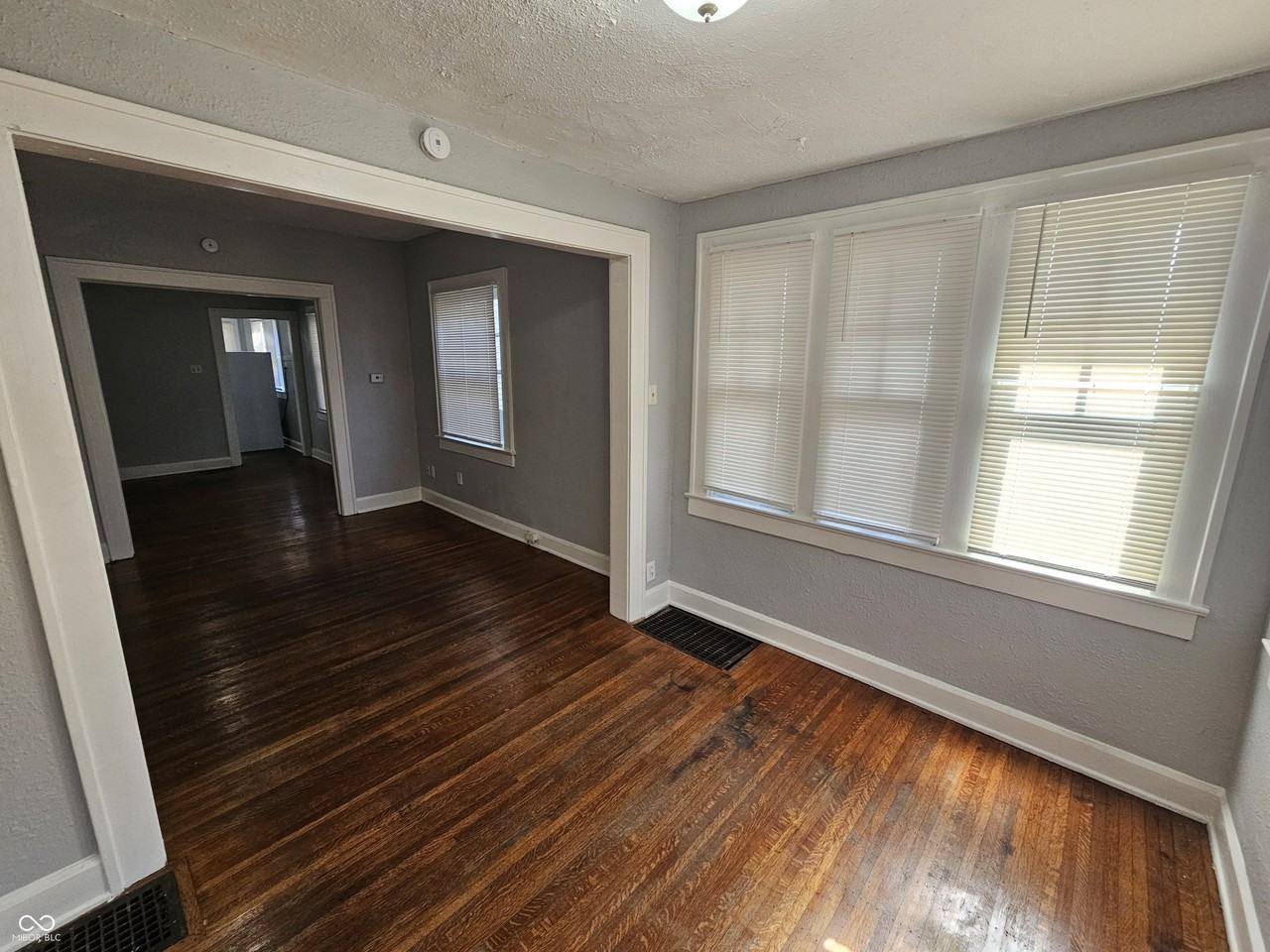 3537 N Capitol Ave - Photo 6 of 18