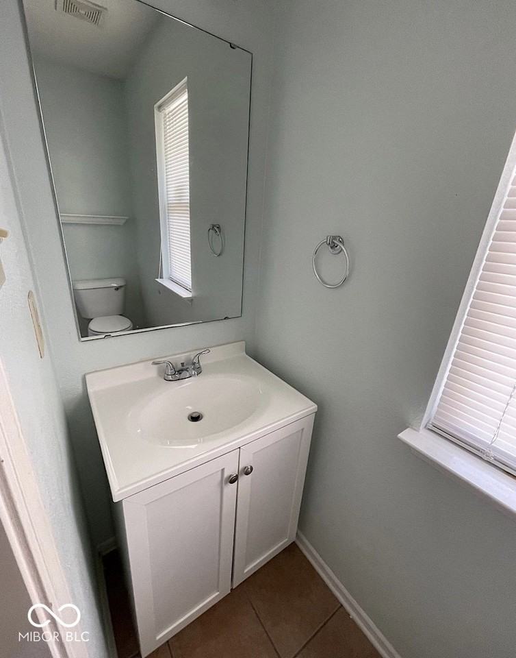 6909 Earlswood Dr - Photo 6 of 19