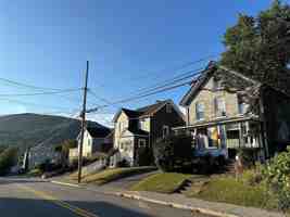 featured image of 369 Verplanck Ave