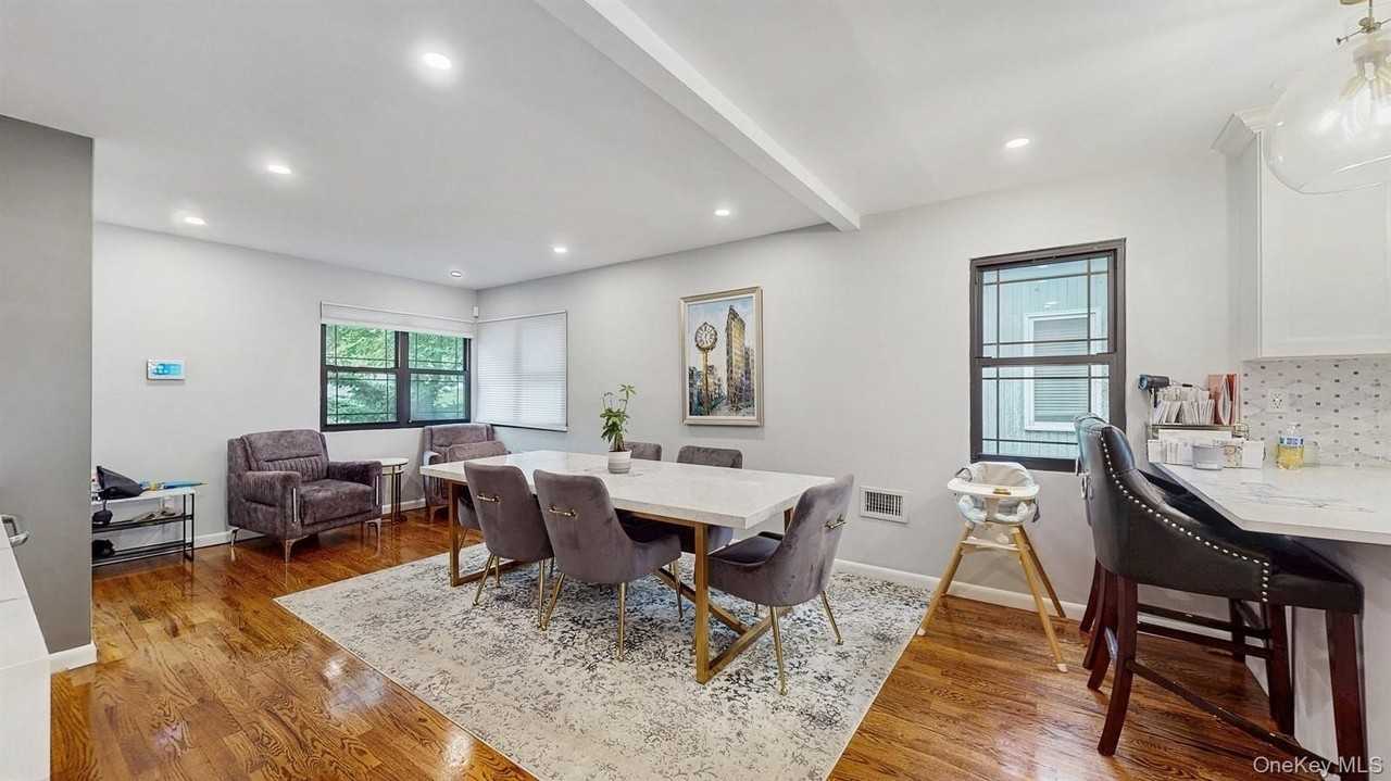 17 Arthur Pl - Photo 6 of 47