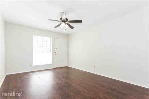 1665 Americana Blvd - Photo 2 of 15