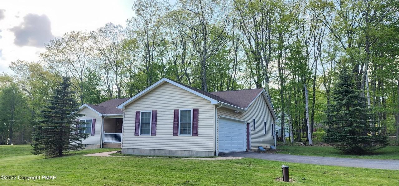 203 Sutton Pl - Photo 3 of 22