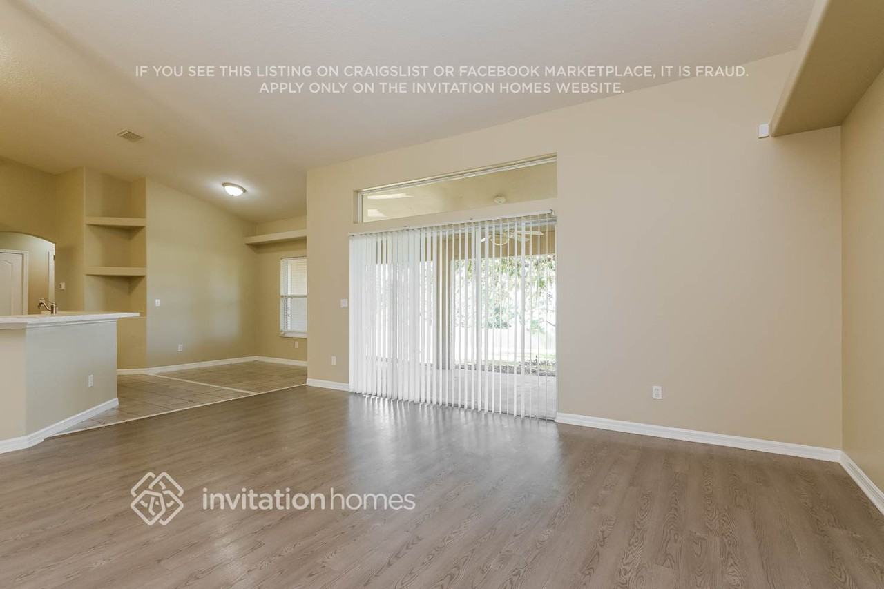 11507 Grand Bay Blvd - Photo 3 of 17