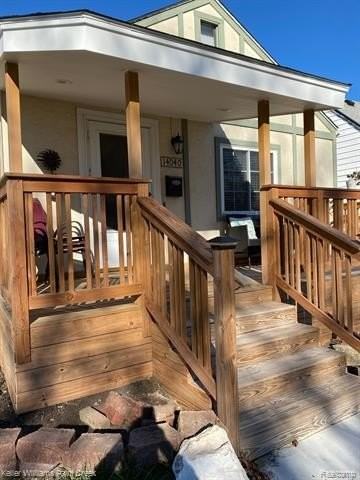 14040 Labelle St - Photo 2 of 10