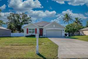 featured image of 2402 Southeast Gillette Avenue