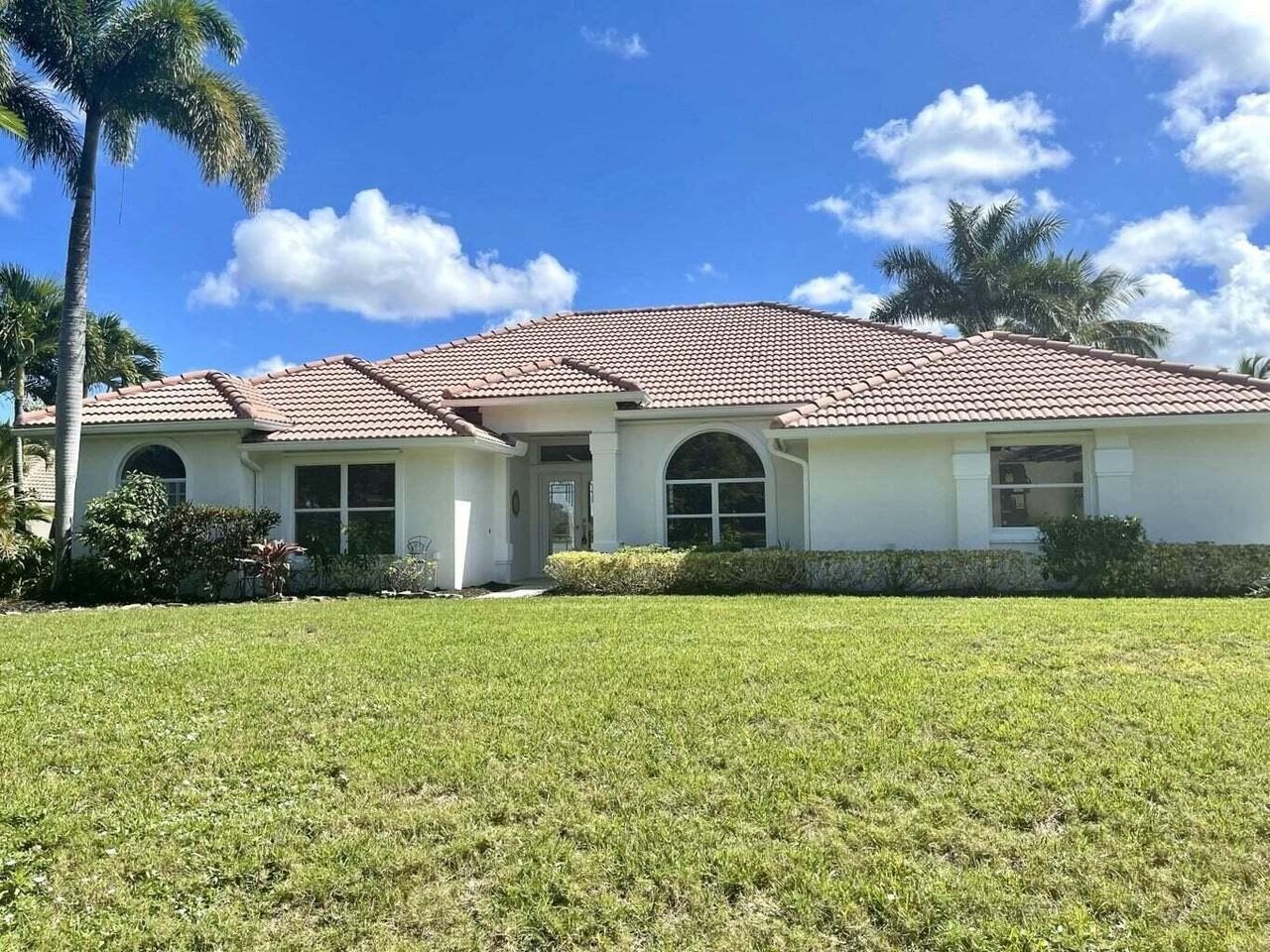 4898 Sw Lake Grove Cir - Photo 5 of 28