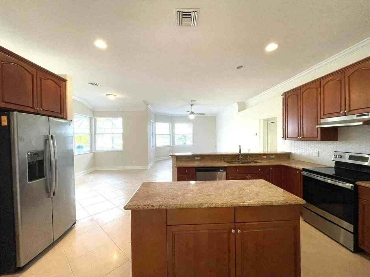 4898 Sw Lake Grove Cir - Photo 7 of 28