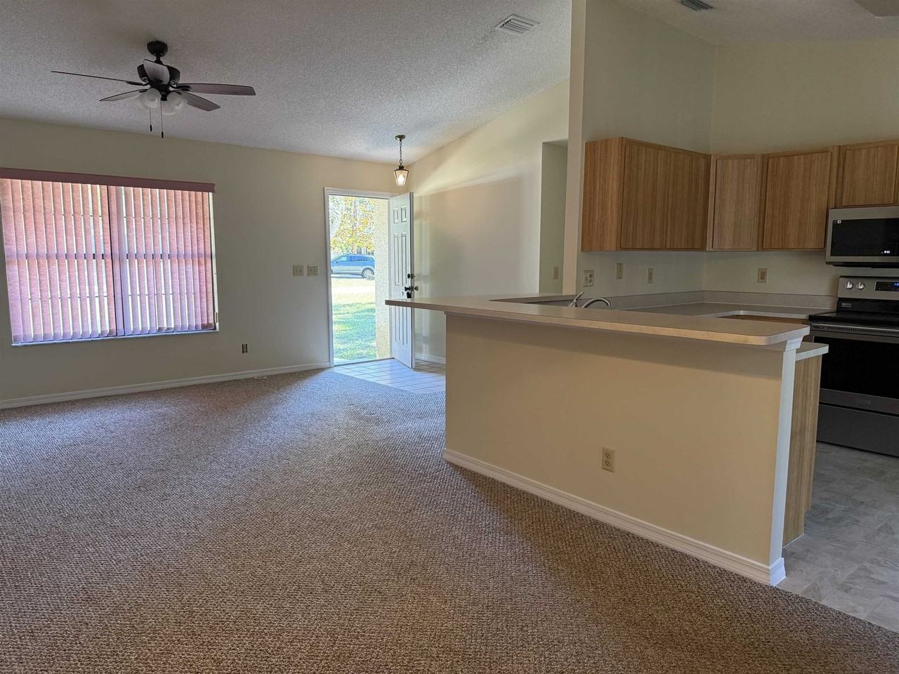 6741 Veronica Ct - Photo 3 of 9