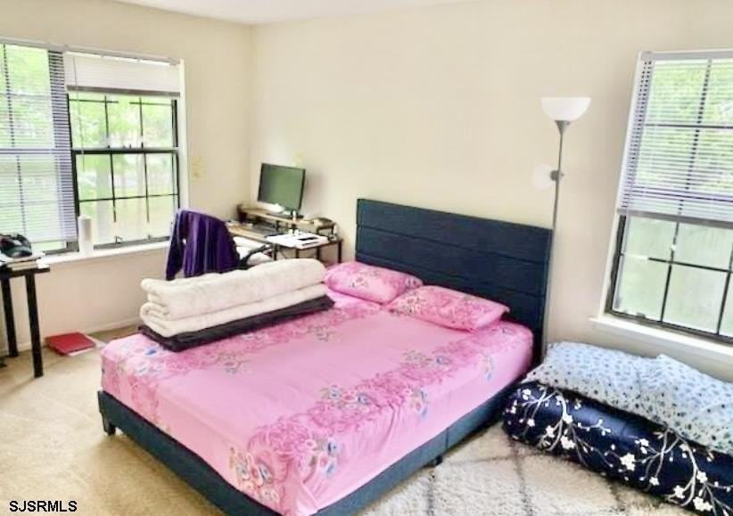 118 Sussex Pl - Photo 5 of 8