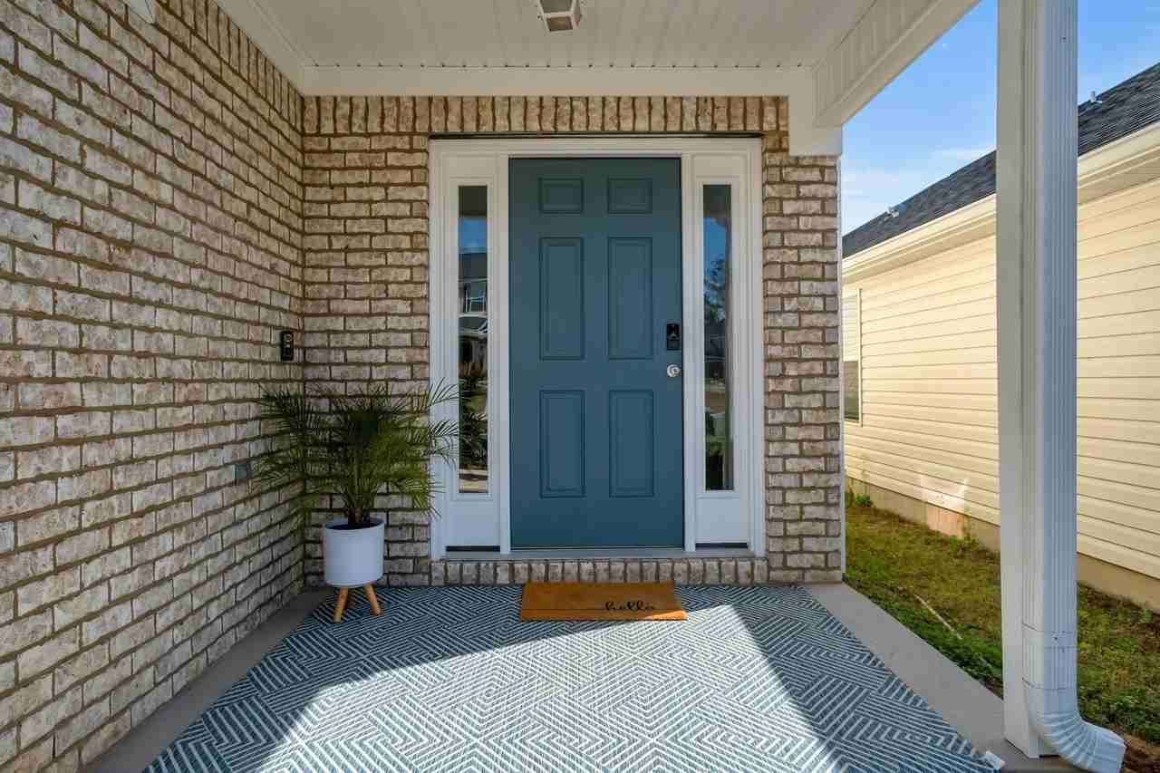 1069 Lacey Ln - Photo 3 of 35