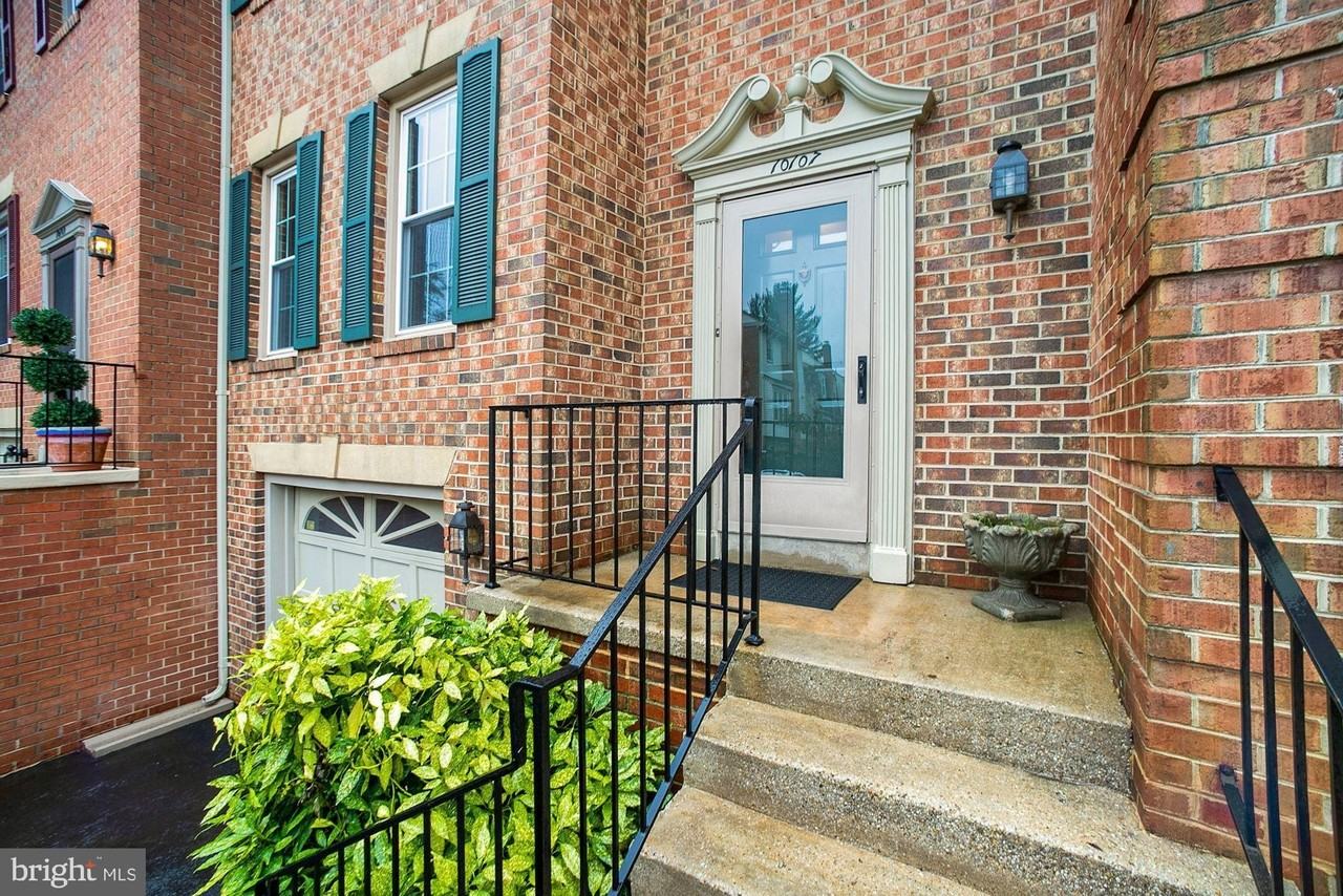 10107 Galsworthy Pl - Photo 3 of 50