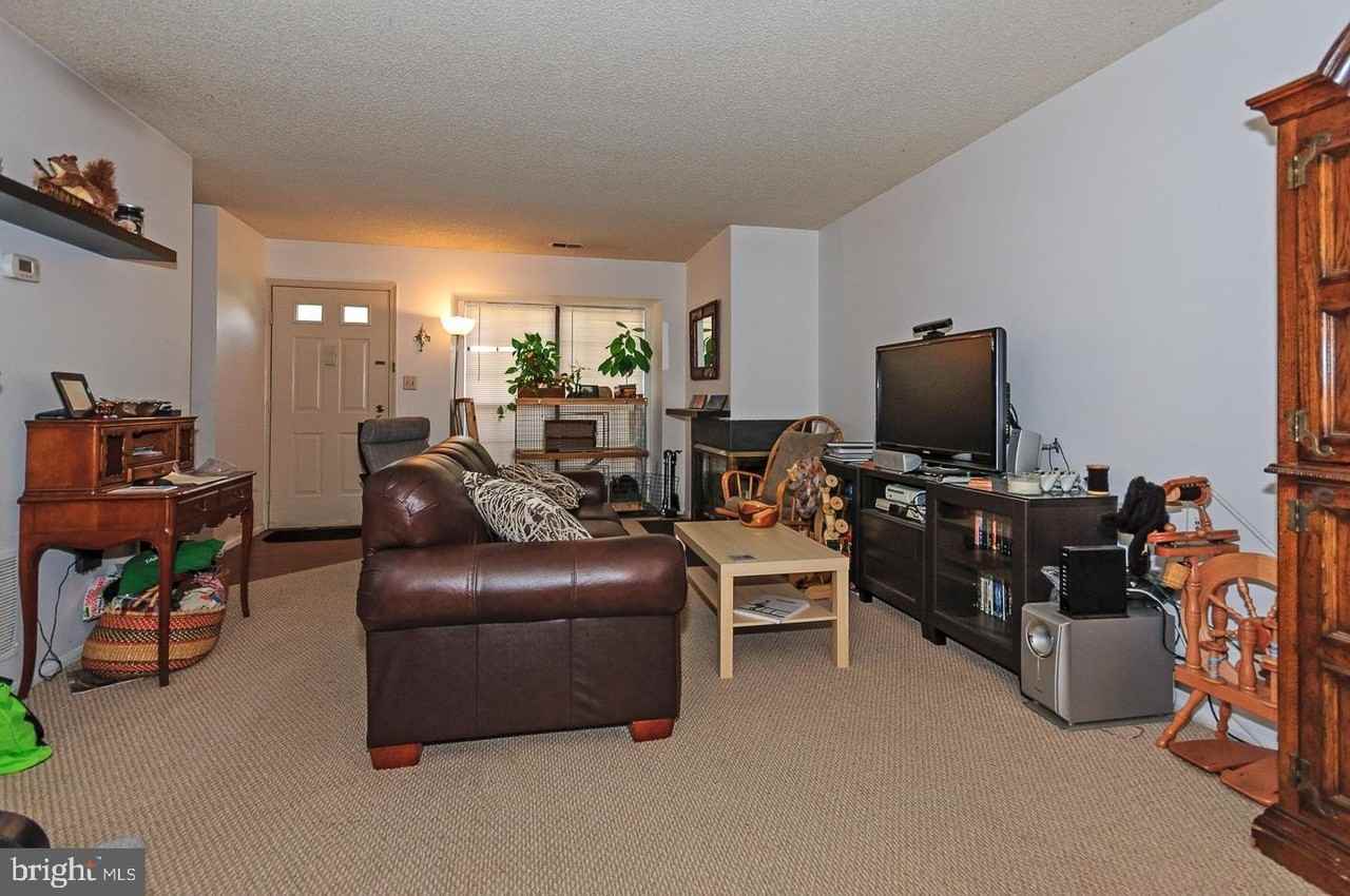 2 Stout Ct - Photo 3 of 13