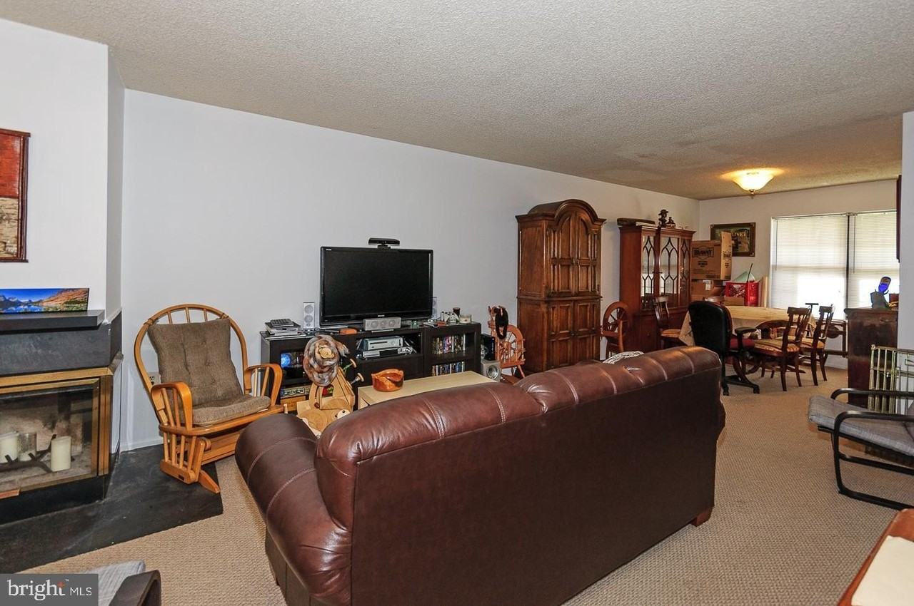 2 Stout Ct - Photo 4 of 13