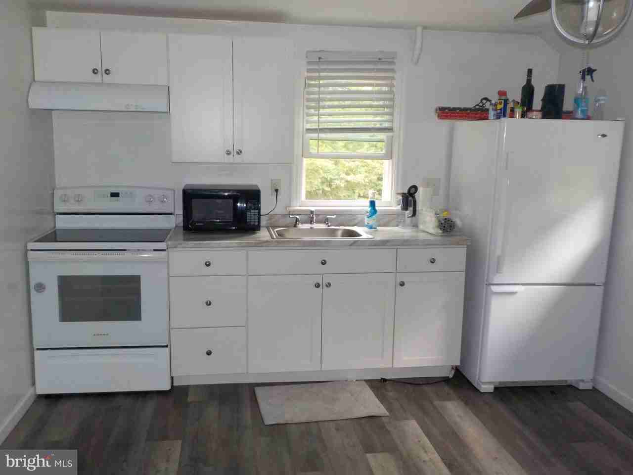 16 Oak St Unit R #R - Photo 2 of 20