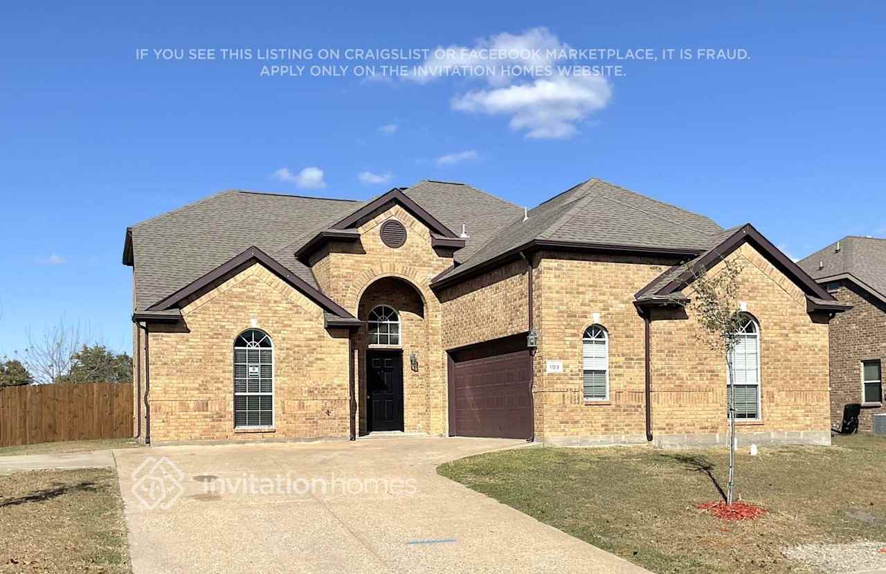 109 Troy Ln - Photo 2 of 14