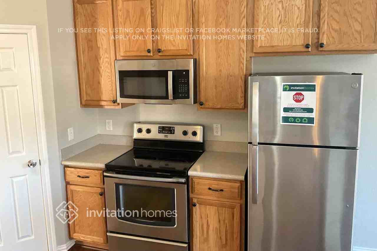 109 Troy Ln - Photo 5 of 14