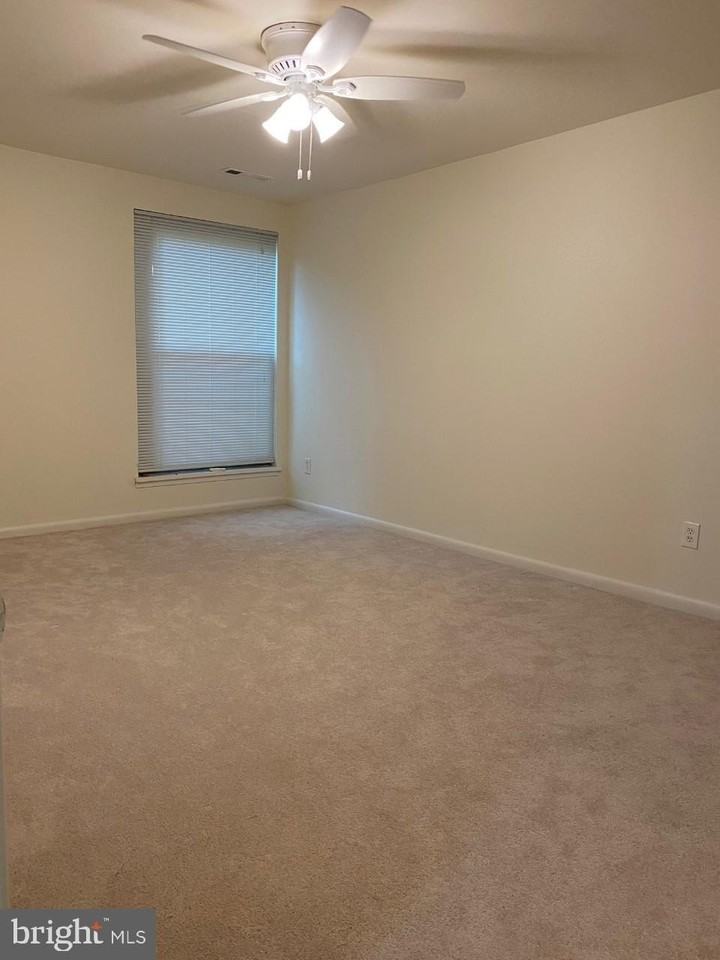 8316 Tobin Rd Apt 13 #13 - Photo 6 of 11