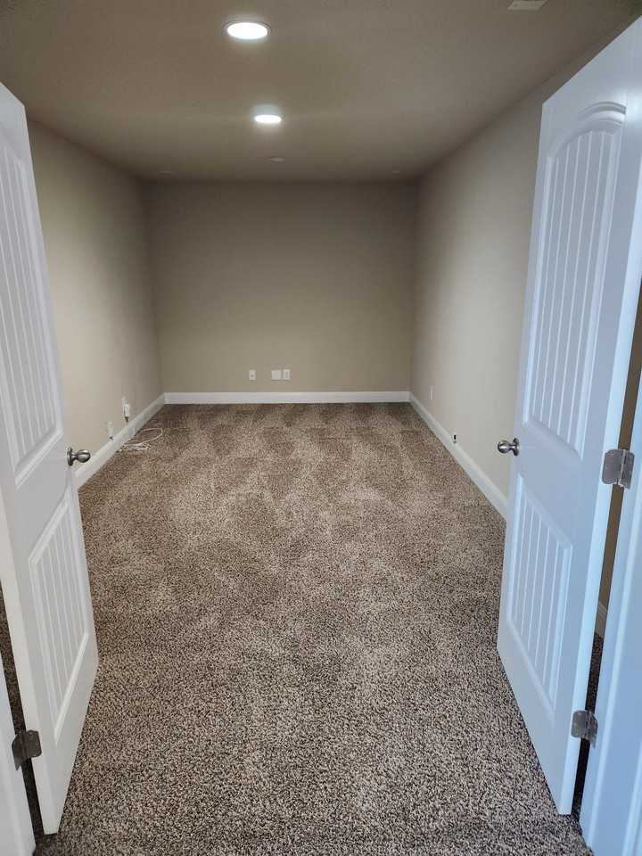 1806 Ayleth Ave - Photo 7 of 18