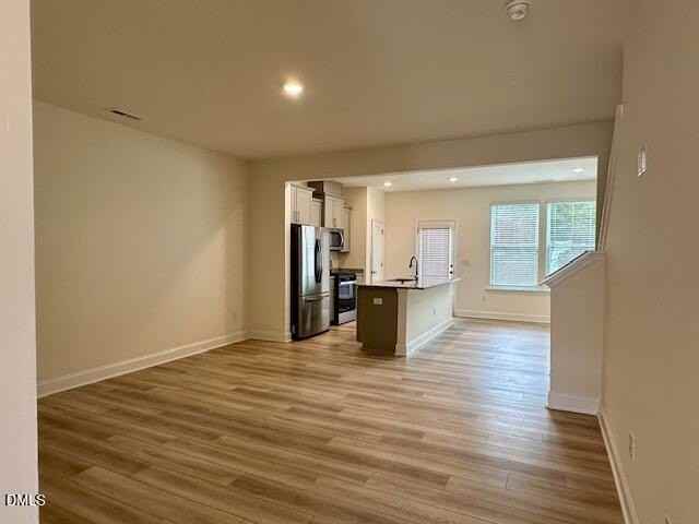 739 Ridge Cliff Ln - Photo 5 of 22