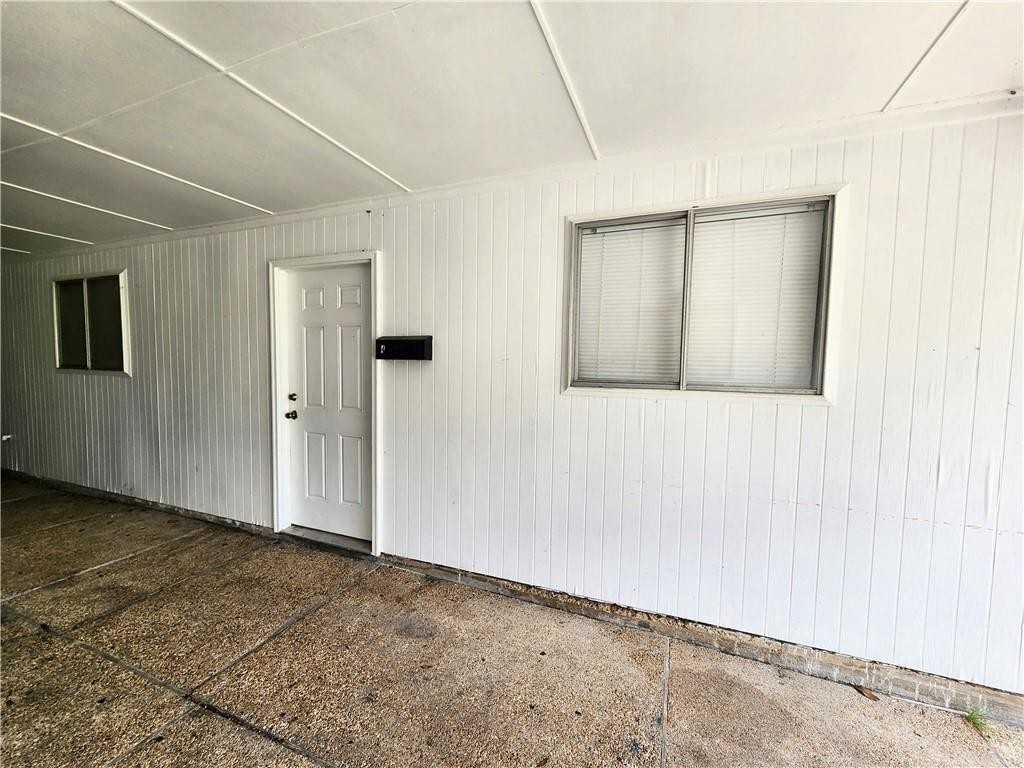 111 Lambda St ##4 - Photo 4 of 15