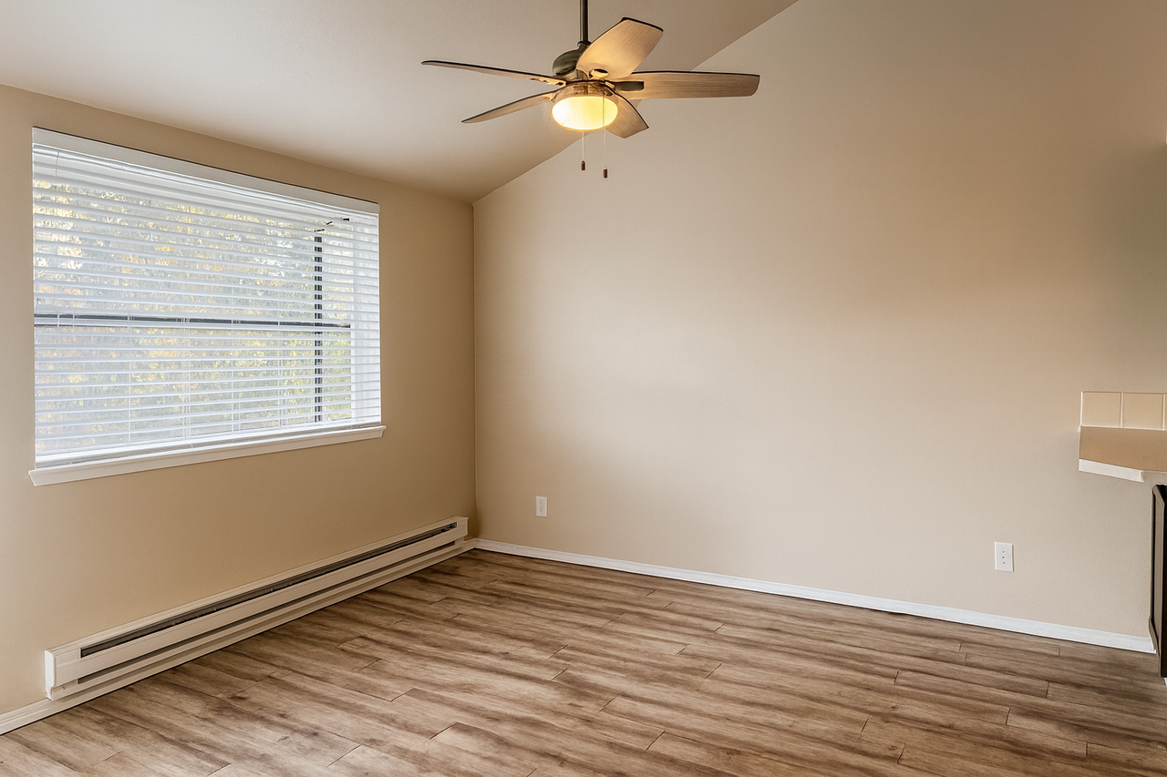 11443 Southeast Stevens Road - Photo 4 of 14