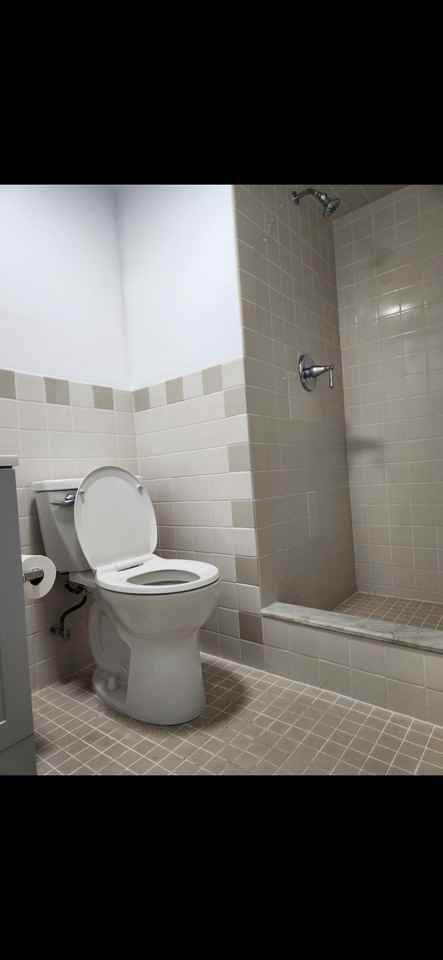 Livonia Ave & Bradford St - Photo 2 of 4