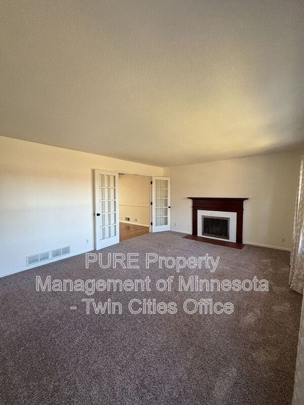 4648 Nine Mile Creek Pkwy - Photo 5 of 21