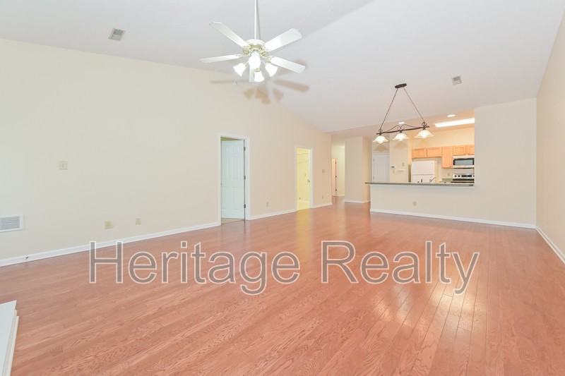 2419 Glen Meadow Road - Photo 3 of 16