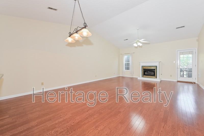 2419 Glen Meadow Road - Photo 2 of 16