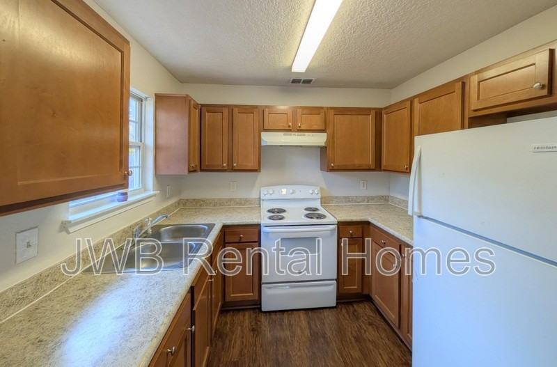 7938 Pipit Ave - Photo 2 of 15