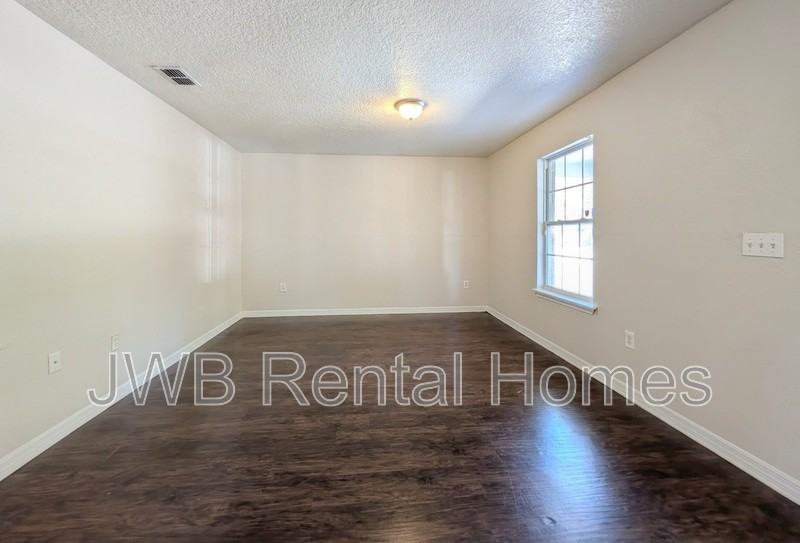 7938 Pipit Ave - Photo 5 of 15