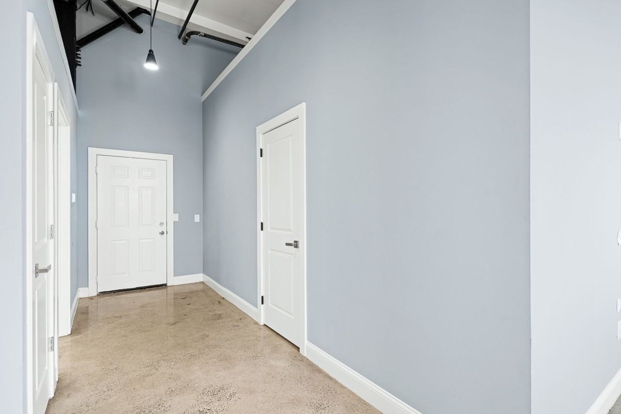 3421 Richmond Street - Photo 5 of 24